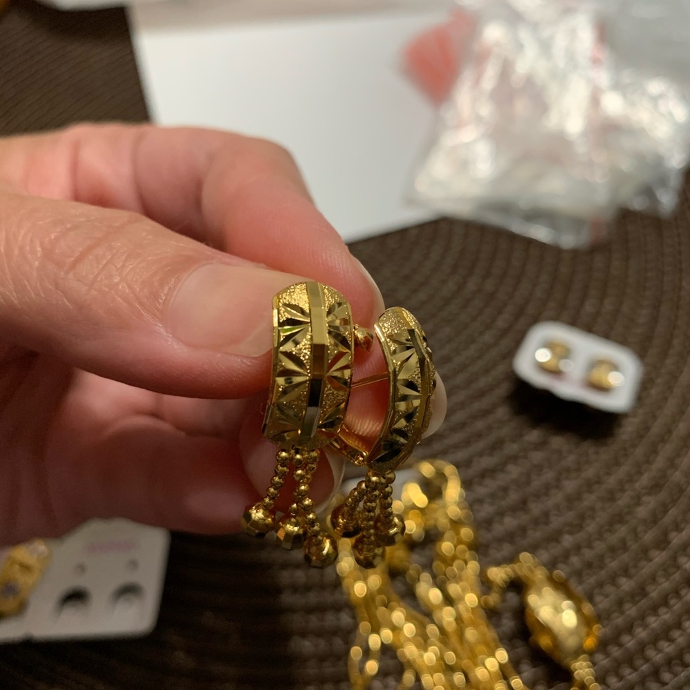 NWOT earrings from Bangkok💥😻🎊
